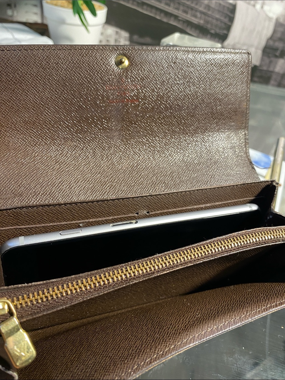 Authentic Louis Vuitton Damier Long Sarah Wallet - Picture 6 of 17